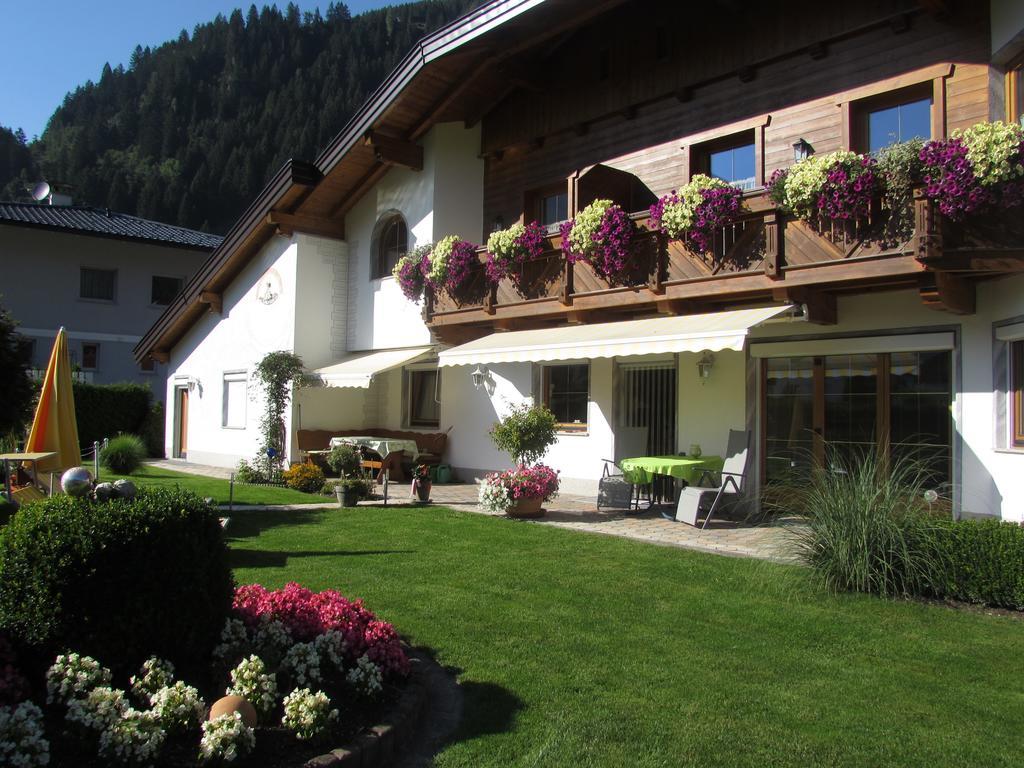 Haus Egger Apartment Neustift im Stubaital Ruang foto