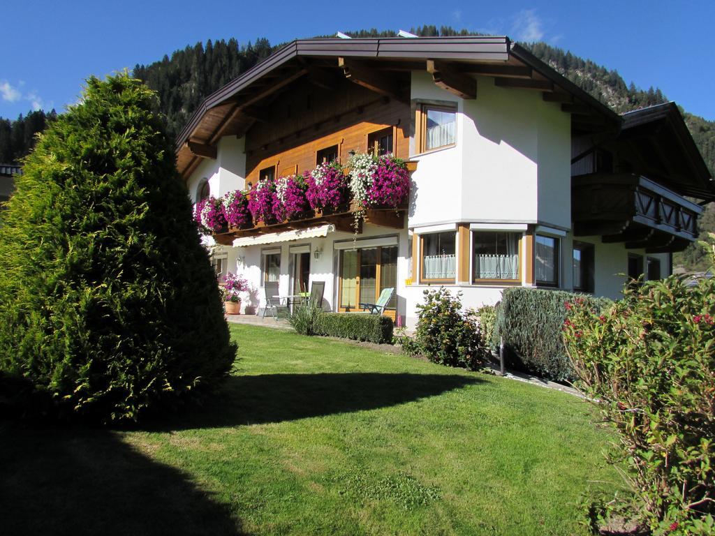Haus Egger Apartment Neustift im Stubaital Ruang foto
